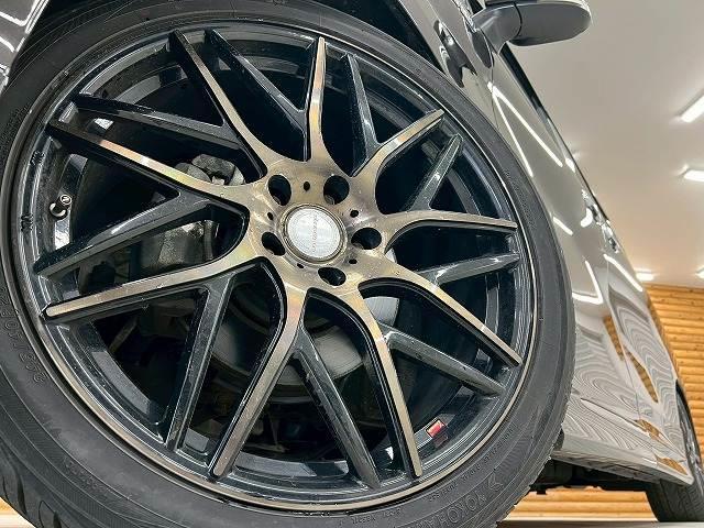 ヴェルファイアハイブリッド Z ゴールデンアイズ サンルーフ/電動ハッチバック/両側電動/クリアランスソナー/スマートキー/プッシュスタート/オートマチックハイビーム/フルセグTV/クルーズコントロール/オートエアコン/電動格納ミラー/LEDヘッド(13枚目)