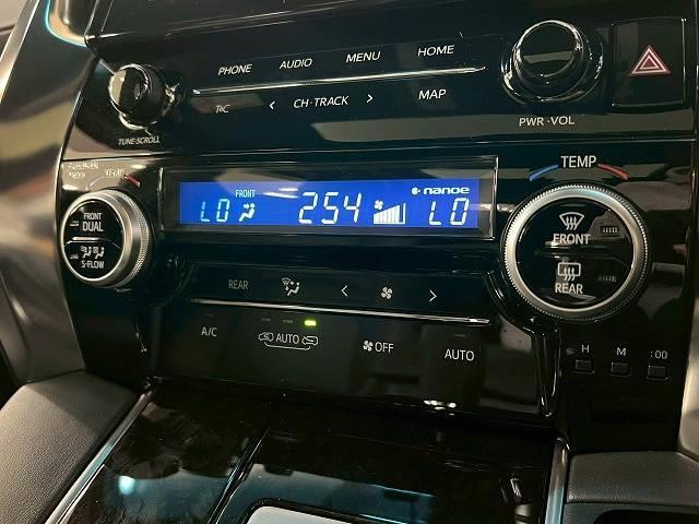 ヴェルファイアハイブリッド Z ゴールデンアイズ サンルーフ/電動ハッチバック/両側電動/クリアランスソナー/スマートキー/プッシュスタート/オートマチックハイビーム/フルセグTV/クルーズコントロール/オートエアコン/電動格納ミラー/LEDヘッド(14枚目)