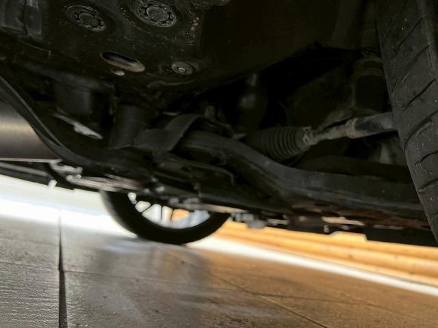 ヴェルファイアハイブリッド Z ゴールデンアイズ サンルーフ/電動ハッチバック/両側電動/クリアランスソナー/スマートキー/プッシュスタート/オートマチックハイビーム/フルセグTV/クルーズコントロール/オートエアコン/電動格納ミラー/LEDヘッド(29枚目)