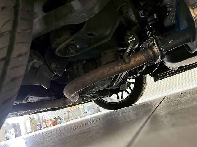 ヴェルファイアハイブリッド Z ゴールデンアイズ サンルーフ/電動ハッチバック/両側電動/クリアランスソナー/スマートキー/プッシュスタート/オートマチックハイビーム/フルセグTV/クルーズコントロール/オートエアコン/電動格納ミラー/LEDヘッド(32枚目)