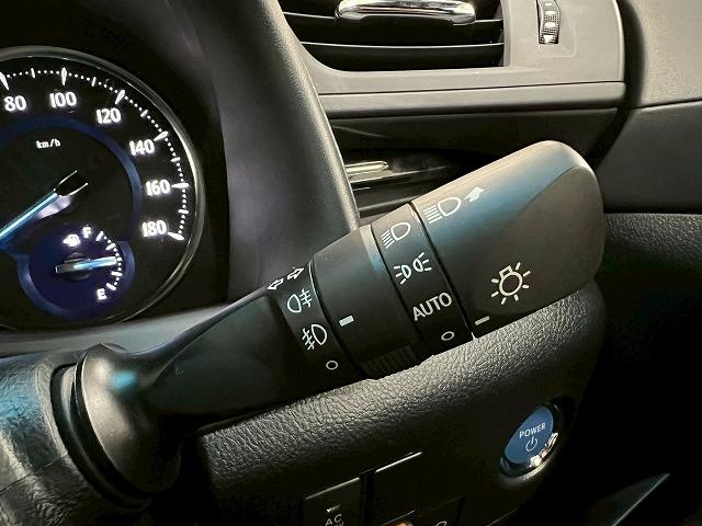 ヴェルファイアハイブリッド Z ゴールデンアイズ サンルーフ/電動ハッチバック/両側電動/クリアランスソナー/スマートキー/プッシュスタート/オートマチックハイビーム/フルセグTV/クルーズコントロール/オートエアコン/電動格納ミラー/LEDヘッド(46枚目)