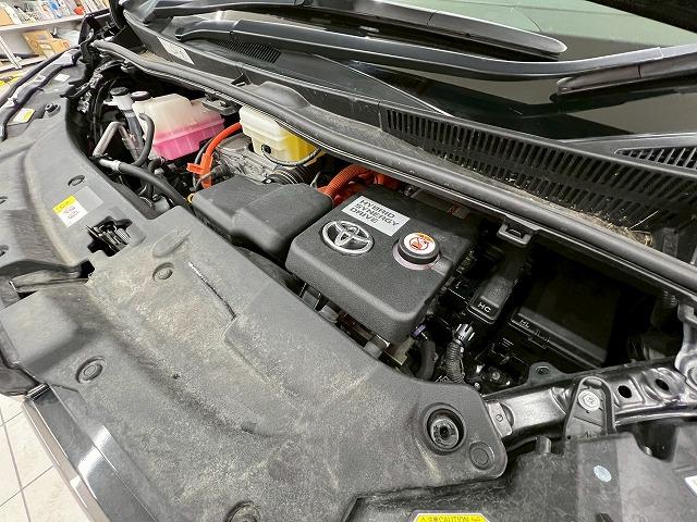 ヴェルファイアハイブリッド Z ゴールデンアイズ サンルーフ/電動ハッチバック/両側電動/クリアランスソナー/スマートキー/プッシュスタート/オートマチックハイビーム/フルセグTV/クルーズコントロール/オートエアコン/電動格納ミラー/LEDヘッド(72枚目)