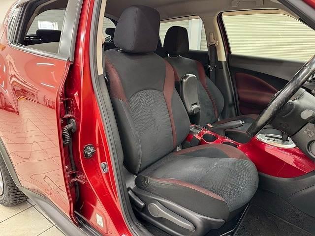 ジューク 15RX タイプV バックカメラ/インテリキー/オートエアコン/ETC/プッシュスタート/純正ナビ/フルセグTV/電動格納ミラー/フォグランプ/ドライブモード/バックカメラ/インテリキー/オートエアコン/ETC(8枚目)