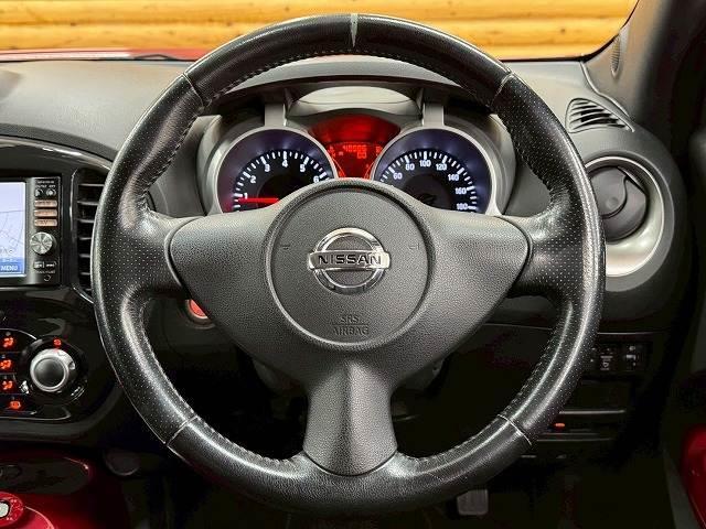 ジューク 15RX タイプV バックカメラ/インテリキー/オートエアコン/ETC/プッシュスタート/純正ナビ/フルセグTV/電動格納ミラー/フォグランプ/ドライブモード/バックカメラ/インテリキー/オートエアコン/ETC(13枚目)