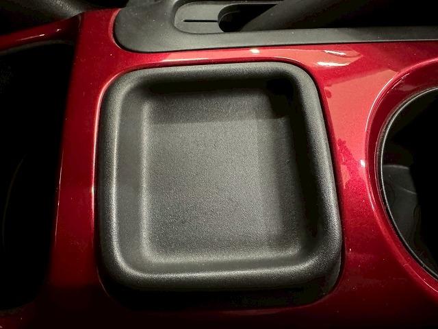 ジューク 15RX タイプV バックカメラ/インテリキー/オートエアコン/ETC/プッシュスタート/純正ナビ/フルセグTV/電動格納ミラー/フォグランプ/ドライブモード/バックカメラ/インテリキー/オートエアコン/ETC(63枚目)