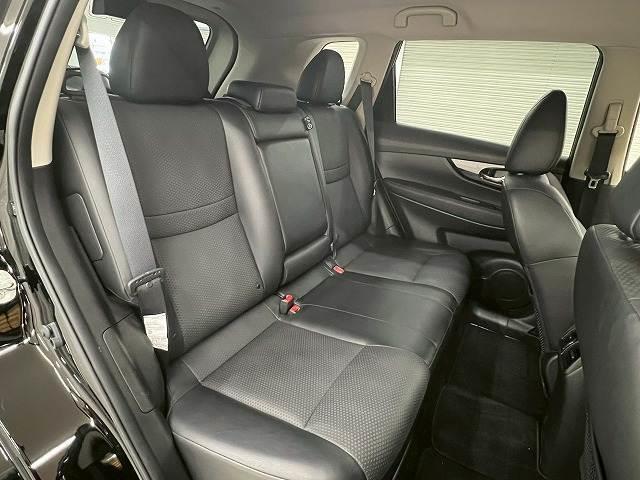 エクストレイル 20Xi ハイブリッド プロパイロット/電動リアゲート/全方位カメラ/メーカーナビ/フルセグTV/Bluetooth接続/ステアリングスイッチ/シートヒーター/デジタルインナーミラー/LED/ルーフレール/コーナーセンサー(9枚目)