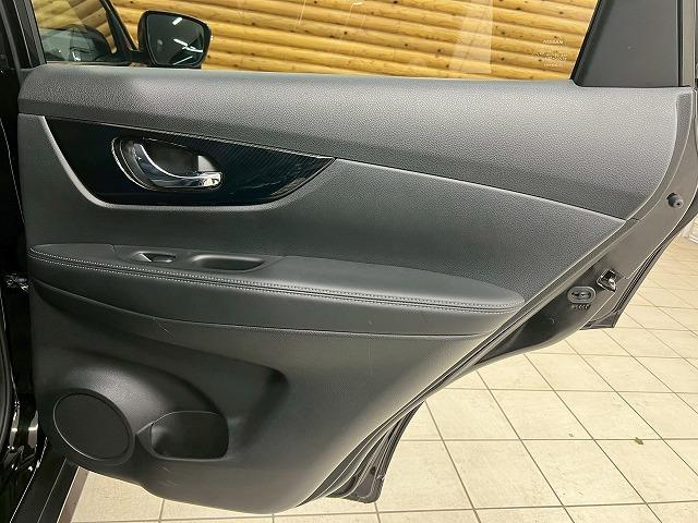 エクストレイル 20Xi ハイブリッド プロパイロット/電動リアゲート/全方位カメラ/メーカーナビ/フルセグTV/Bluetooth接続/ステアリングスイッチ/シートヒーター/デジタルインナーミラー/LED/ルーフレール/コーナーセンサー(36枚目)