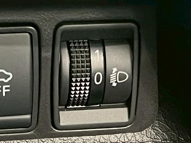 エクストレイル 20Xi ハイブリッド プロパイロット/電動リアゲート/全方位カメラ/メーカーナビ/フルセグTV/Bluetooth接続/ステアリングスイッチ/シートヒーター/デジタルインナーミラー/LED/ルーフレール/コーナーセンサー(53枚目)