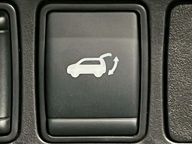 エクストレイル 20Xi ハイブリッド プロパイロット/電動リアゲート/全方位カメラ/メーカーナビ/フルセグTV/Bluetooth接続/ステアリングスイッチ/シートヒーター/デジタルインナーミラー/LED/ルーフレール/コーナーセンサー(58枚目)