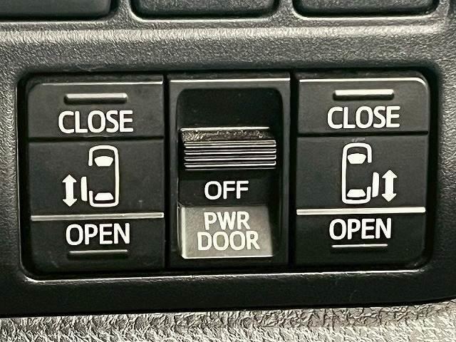 ヴォクシー ZS 純正9インチナビ/12.1インチフリップダウン/クルーズコントロール/両側パワースライドドア/Bluetooth接続/フルセグ/LEDヘッドライト/純正アルミ/フォグランプ/バックカメラ/ETC(8枚目)