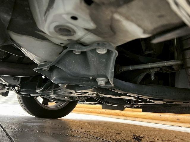 ヴォクシー ZS 純正9インチナビ/12.1インチフリップダウン/クルーズコントロール/両側パワースライドドア/Bluetooth接続/フルセグ/LEDヘッドライト/純正アルミ/フォグランプ/バックカメラ/ETC(35枚目)