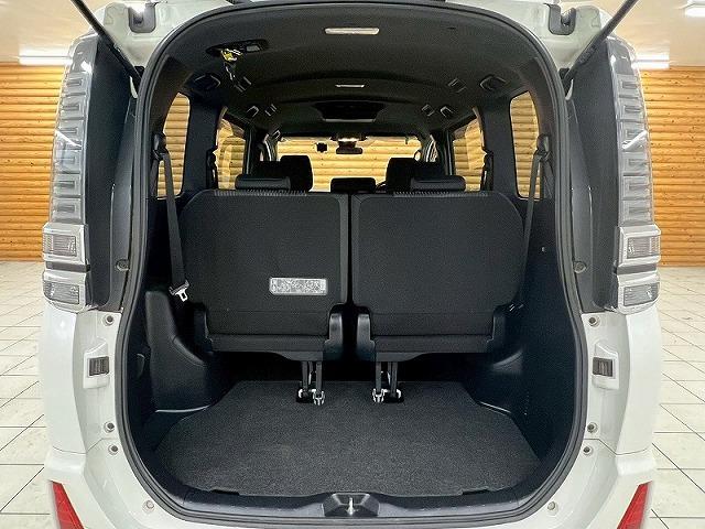 ヴォクシー ZS 純正9インチナビ/12.1インチフリップダウン/クルーズコントロール/両側パワースライドドア/Bluetooth接続/フルセグ/LEDヘッドライト/純正アルミ/フォグランプ/バックカメラ/ETC(45枚目)