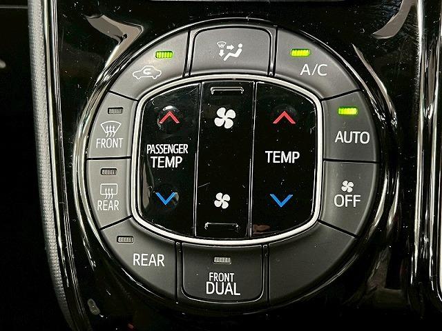 ヴォクシー ZS 純正9インチナビ/12.1インチフリップダウン/クルーズコントロール/両側パワースライドドア/Bluetooth接続/フルセグ/LEDヘッドライト/純正アルミ/フォグランプ/バックカメラ/ETC(69枚目)