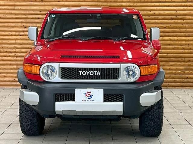 FJクルーザー レッドカラーパッケージ KMCホイール/クルーズコントロール/ETC/コーナーセンサー/横滑り防止装置/キーレス/バックカメラ/ステアリングリモコン/Bluetooth接続/オールテレンブロックタイヤ/(16枚目)