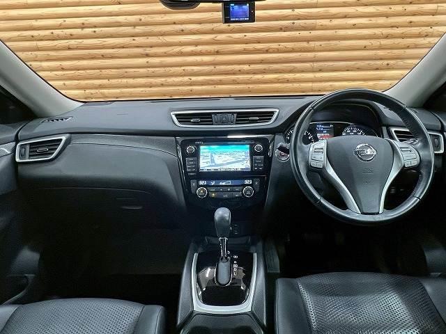 エクストレイル ２０Ｘｔｔ　エマージェンシーブレーキ　パッケージ　全周囲／シートヒーター／電動リアゲート／ＥＴＣ／クルーズコントロール／ダウンヒルアシストコントロール／オールモード４×４／コーナーセンサー／インテリキー／プッシュスタート／電動格納ミラー／オートＡＣ（3枚目）