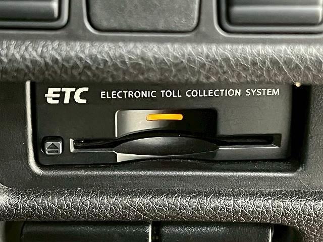 エクストレイル ２０Ｘｔｔ　エマージェンシーブレーキ　パッケージ　全周囲／シートヒーター／電動リアゲート／ＥＴＣ／クルーズコントロール／ダウンヒルアシストコントロール／オールモード４×４／コーナーセンサー／インテリキー／プッシュスタート／電動格納ミラー／オートＡＣ（15枚目）