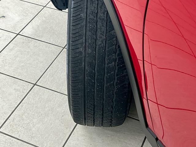 エクストレイル ２０Ｘｔｔ　エマージェンシーブレーキ　パッケージ　全周囲／シートヒーター／電動リアゲート／ＥＴＣ／クルーズコントロール／ダウンヒルアシストコントロール／オールモード４×４／コーナーセンサー／インテリキー／プッシュスタート／電動格納ミラー／オートＡＣ（21枚目）