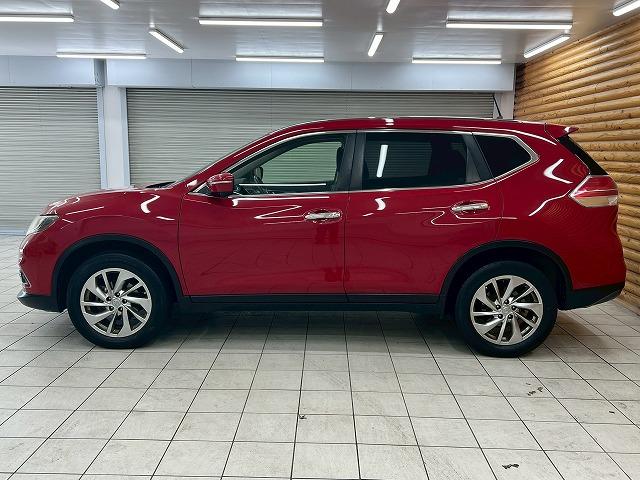 エクストレイル ２０Ｘｔｔ　エマージェンシーブレーキ　パッケージ　全周囲／シートヒーター／電動リアゲート／ＥＴＣ／クルーズコントロール／ダウンヒルアシストコントロール／オールモード４×４／コーナーセンサー／インテリキー／プッシュスタート／電動格納ミラー／オートＡＣ（26枚目）