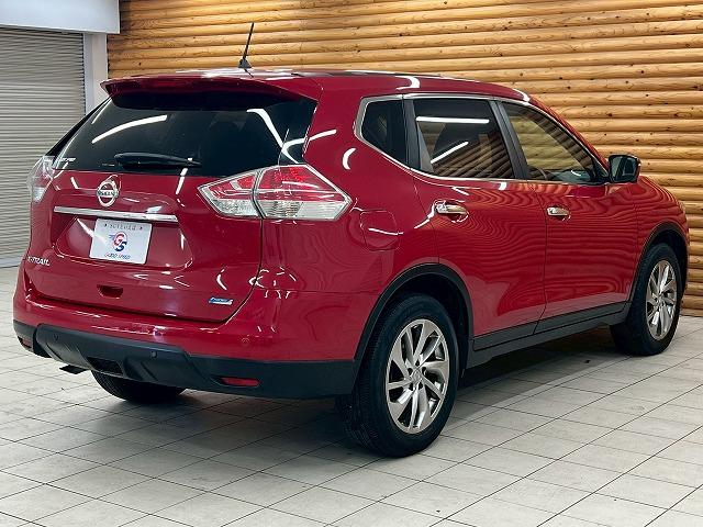 エクストレイル ２０Ｘｔｔ　エマージェンシーブレーキ　パッケージ　全周囲／シートヒーター／電動リアゲート／ＥＴＣ／クルーズコントロール／ダウンヒルアシストコントロール／オールモード４×４／コーナーセンサー／インテリキー／プッシュスタート／電動格納ミラー／オートＡＣ（29枚目）