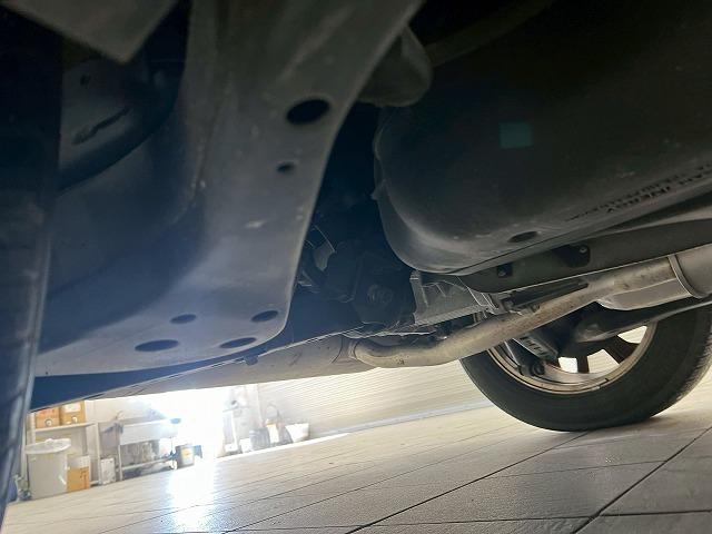 エクストレイル ２０Ｘｔｔ　エマージェンシーブレーキ　パッケージ　全周囲／シートヒーター／電動リアゲート／ＥＴＣ／クルーズコントロール／ダウンヒルアシストコントロール／オールモード４×４／コーナーセンサー／インテリキー／プッシュスタート／電動格納ミラー／オートＡＣ（35枚目）