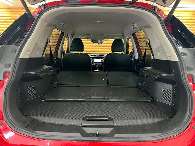 エクストレイル ２０Ｘｔｔ　エマージェンシーブレーキ　パッケージ　全周囲／シートヒーター／電動リアゲート／ＥＴＣ／クルーズコントロール／ダウンヒルアシストコントロール／オールモード４×４／コーナーセンサー／インテリキー／プッシュスタート／電動格納ミラー／オートＡＣ（37枚目）