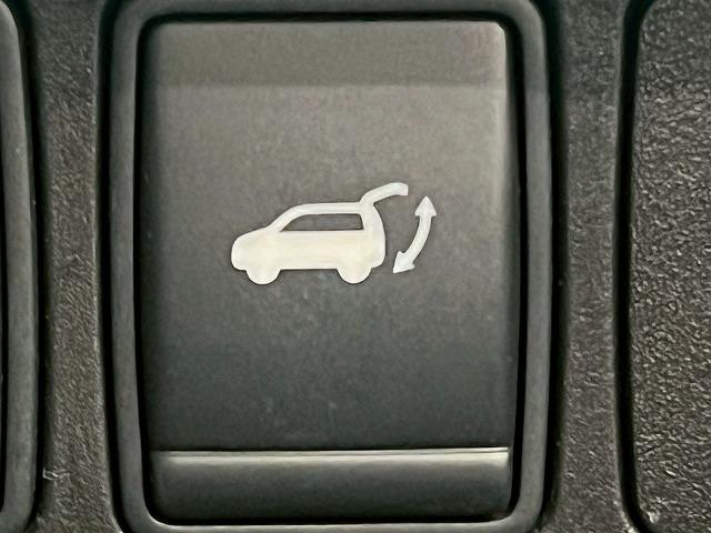 エクストレイル ２０Ｘｔｔ　エマージェンシーブレーキ　パッケージ　全周囲／シートヒーター／電動リアゲート／ＥＴＣ／クルーズコントロール／ダウンヒルアシストコントロール／オールモード４×４／コーナーセンサー／インテリキー／プッシュスタート／電動格納ミラー／オートＡＣ（46枚目）