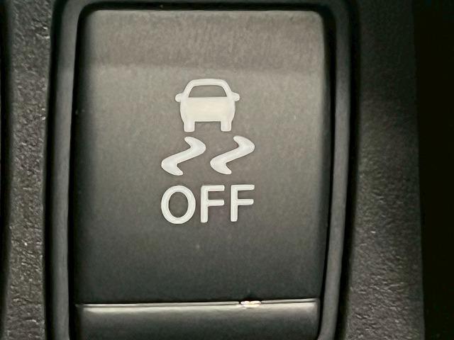 エクストレイル ２０Ｘｔｔ　エマージェンシーブレーキ　パッケージ　全周囲／シートヒーター／電動リアゲート／ＥＴＣ／クルーズコントロール／ダウンヒルアシストコントロール／オールモード４×４／コーナーセンサー／インテリキー／プッシュスタート／電動格納ミラー／オートＡＣ（47枚目）