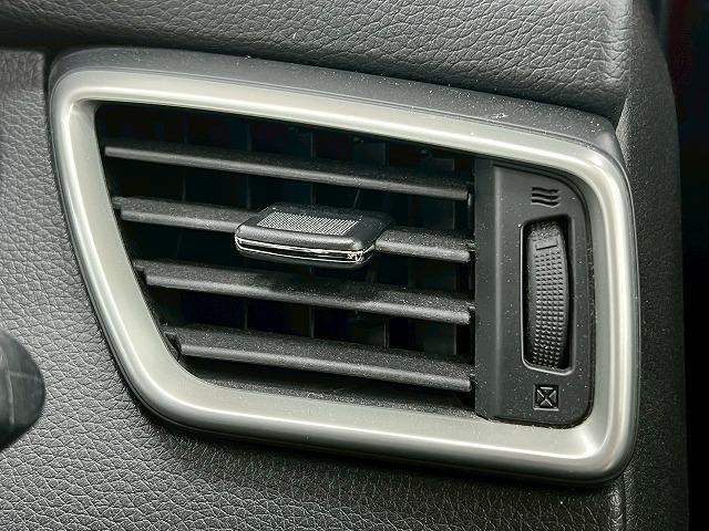 エクストレイル ２０Ｘｔｔ　エマージェンシーブレーキ　パッケージ　全周囲／シートヒーター／電動リアゲート／ＥＴＣ／クルーズコントロール／ダウンヒルアシストコントロール／オールモード４×４／コーナーセンサー／インテリキー／プッシュスタート／電動格納ミラー／オートＡＣ（51枚目）