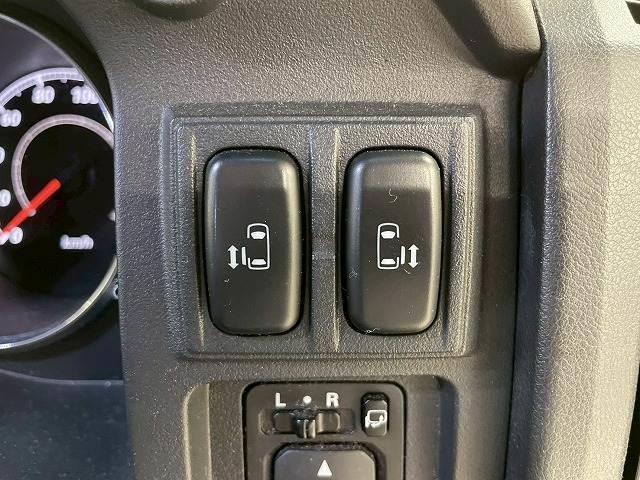 デリカＤ：５ Ｄ　プレミアム　両側電動パワスラ／電動リアゲート／シートヒーター／純正ナビ／バックカメラ／ユーザー買取車両／フォグランプ／７人乗り／パワーシート／クルーズコントロール／ステアリングスイッチ／純正アルミホイール（7枚目）