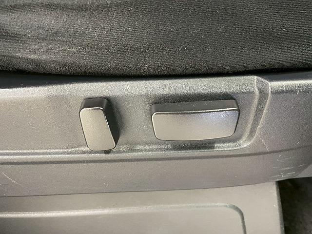 デリカＤ：５ Ｄ　プレミアム　両側電動パワスラ／電動リアゲート／シートヒーター／純正ナビ／バックカメラ／ユーザー買取車両／フォグランプ／７人乗り／パワーシート／クルーズコントロール／ステアリングスイッチ／純正アルミホイール（40枚目）