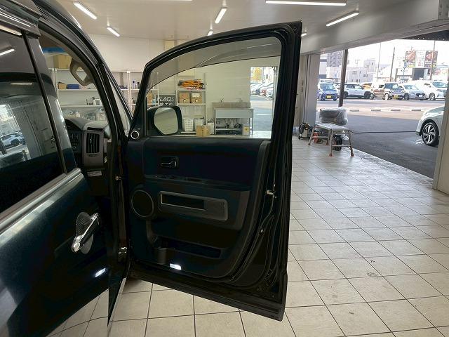 デリカＤ：５ Ｄ　プレミアム　両側電動パワスラ／電動リアゲート／シートヒーター／純正ナビ／バックカメラ／ユーザー買取車両／フォグランプ／７人乗り／パワーシート／クルーズコントロール／ステアリングスイッチ／純正アルミホイール（70枚目）