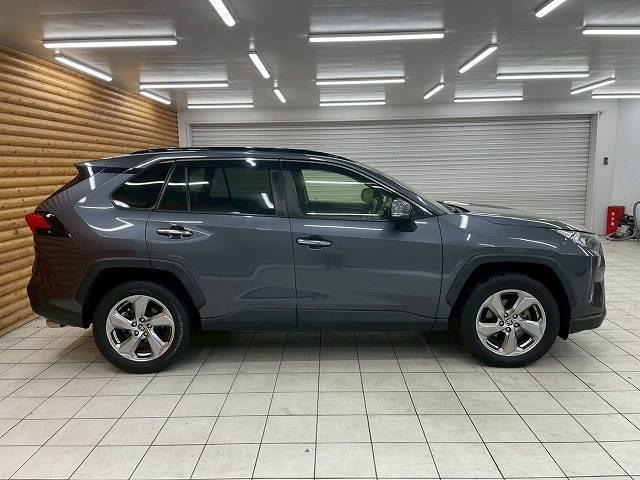 RAV4 G 全周囲/ブラインドスポットモニター/電動リアゲート/シートヒーター/レーダークルーズコントロール/純正ナビ/フルセグTV/Bluetooth接続/ディスプレイオーディオ/プッシュスタート/パワーシート(18枚目)