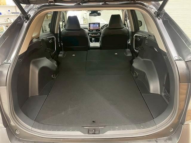 RAV4 G 全周囲/ブラインドスポットモニター/電動リアゲート/シートヒーター/レーダークルーズコントロール/純正ナビ/フルセグTV/Bluetooth接続/ディスプレイオーディオ/プッシュスタート/パワーシート(20枚目)