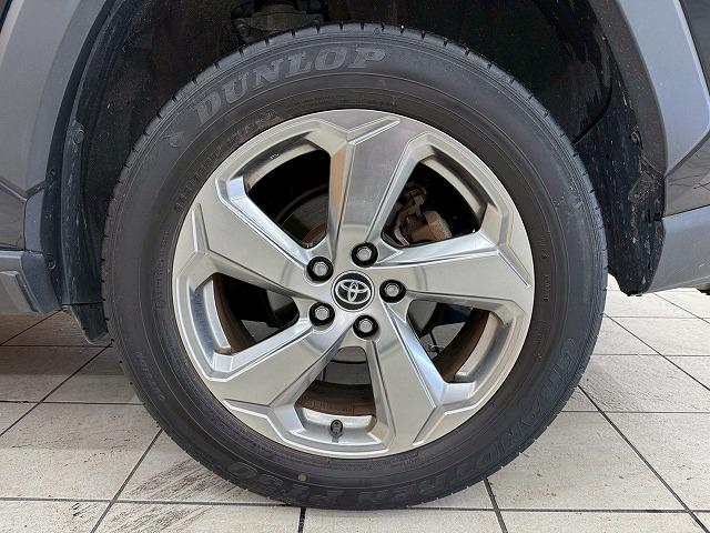 RAV4 G 全方位カメラ/シートヒーター/サンルーフ/ブラインドスポットモニター/追従クルコン/電動リアゲート/シートメモリ/コーナーセンサー/パワーシート/ETC/プッシュスタート/ステアリングリモコン(26枚目)