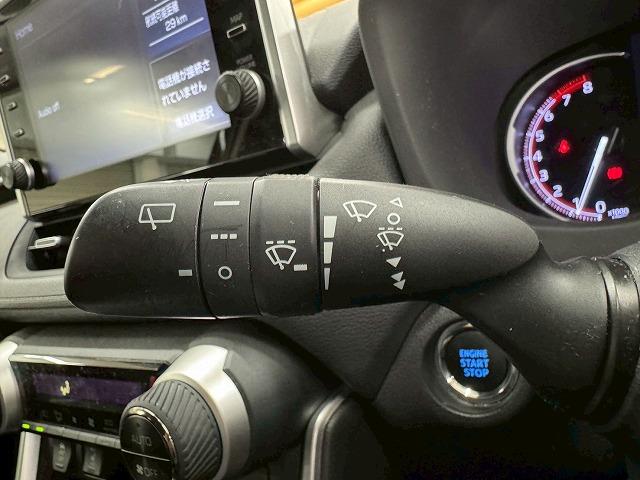 RAV4 G 全方位カメラ/シートヒーター/サンルーフ/ブラインドスポットモニター/追従クルコン/電動リアゲート/シートメモリ/コーナーセンサー/パワーシート/ETC/プッシュスタート/ステアリングリモコン(66枚目)