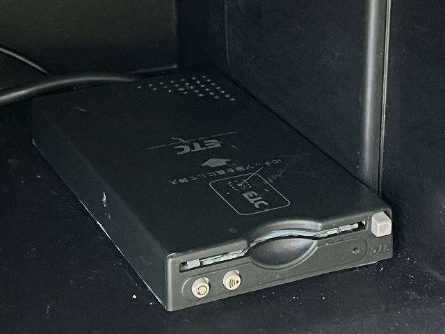 ジューク 15RX ワンオーナー/バックカメラ/純正メモリナビ/電動格納ミラー/キーレス/オートライト/パワーウィンドウ/パワーステアリング/ワンオーナー/バックカメラ/純正メモリナビ/オートエアコン/ETC(6枚目)