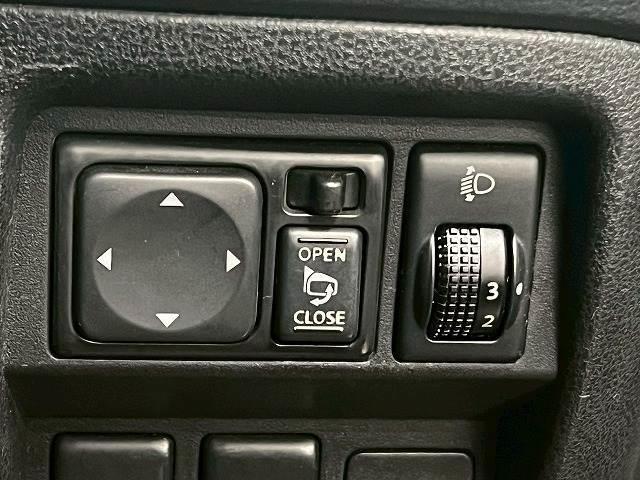 ジューク 15RX ワンオーナー/バックカメラ/純正メモリナビ/電動格納ミラー/キーレス/オートライト/パワーウィンドウ/パワーステアリング/ワンオーナー/バックカメラ/純正メモリナビ/オートエアコン/ETC(7枚目)