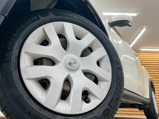 ジューク 15RX ワンオーナー/バックカメラ/純正メモリナビ/電動格納ミラー/キーレス/オートライト/パワーウィンドウ/パワーステアリング/ワンオーナー/バックカメラ/純正メモリナビ/オートエアコン/ETC(11枚目)