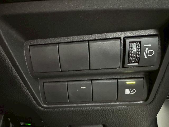 ヤリス Ｘ　障害物センサー／バックカメラ／スマートキー／オートライト／レーンキープアシスタンス／横滑り防止装置／電動格納ミラー／ＥＴＣ／Ｂｌｕｅｔｏｏｔｈ接続／ＥＣＯモード／プッシュスタート（52枚目）