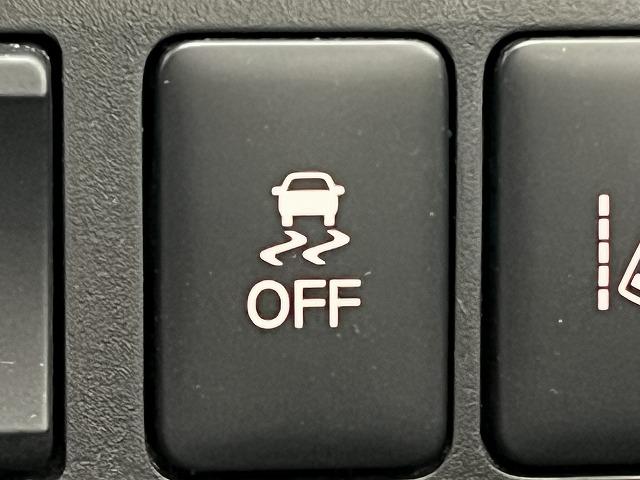 エクリプスクロスＰＨＥＶ Ｐ　サンルーフ／ユーザー買取／追従クルコン／ＥＴＣ／ヘッドアップディスプレイ／ＢＳＭ／パワーシート／ステアリングヒーター／バックカメラ／パドルシフト／ＡＣ１５００Ｗ／コーナーセンサー／シートヒーター（53枚目）