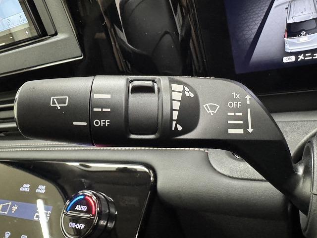 セレナ ハイウェイスターＶ　プロパイロット／ＢＳＭ／両側電動パワスラ／コーナーセンサー／パドルシフト／ＥＴＣ／電動パーキングブレーキ／ブレーキホールド／電動格納ミラー／オートエアコン／オートライト／ＥＣＯモード（59枚目）