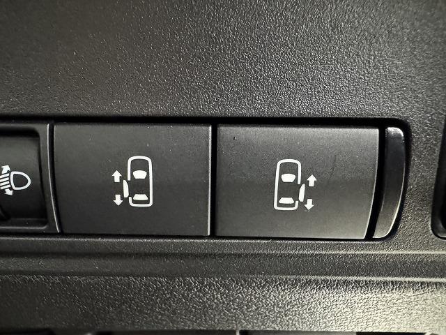 セレナ ハイウェイスターＶ　プロパイロット／ＢＳＭ／両側電動パワスラ／コーナーセンサー／パドルシフト／ＥＴＣ／電動パーキングブレーキ／ブレーキホールド／電動格納ミラー／オートエアコン／オートライト／ＥＣＯモード（61枚目）