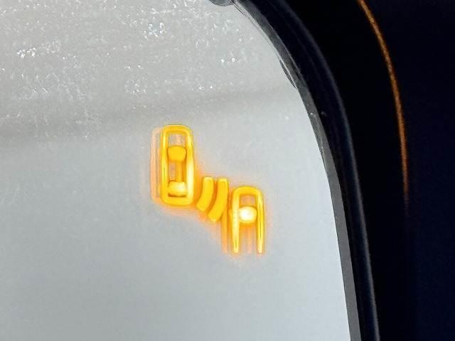 デリカＤ：５ Ｐ　１０．１型ナビ全周囲／電動リアゲート／両側電動／ブラインドスポットモニター／Ｂｌｕｅｔｏｏｔｈ接続／レーダークルーズコントロール／パワーバックドア／ＬＥＤヘッド／パドルシフト／ステアリングスイッチ（6枚目）