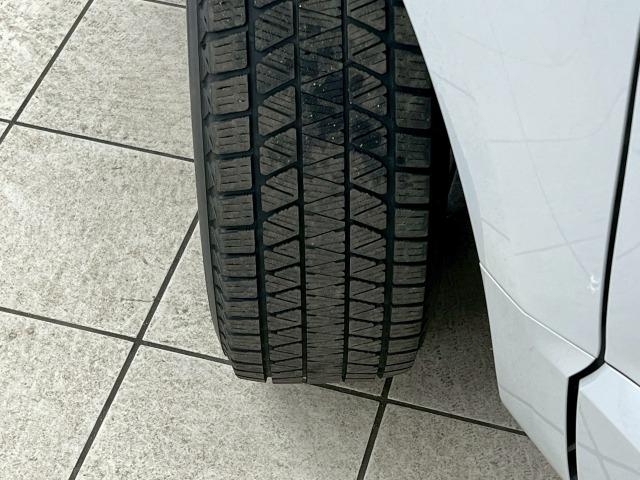 デリカＤ：５ Ｐ　全周囲／両側電動パワスラ／電動ハッチバック／追従クルーズ／ブラインドスポットモニター／パワーシート／ステアリングヒーター／アイドリングストップ／パドルシフト／シートヒーター／横滑り防止装置／ＥＴＣ（22枚目）