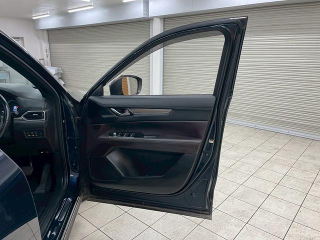 �A�N�Z�X�͈ɐ��p�ݎ����ԓ��u���C�h�b�v�~��ĂT���B���a�k�����_�̊p�ł��B�Ŋ��w�͖��a�w�i���S���É��{���j�ƂȂ�܂��B