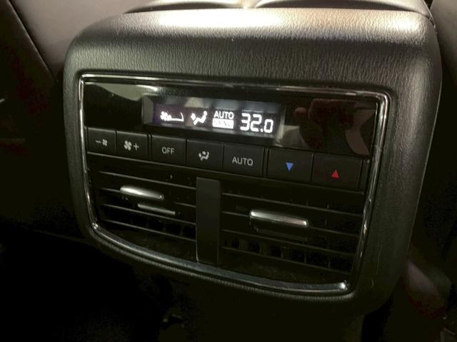 �A�N�Z�X�͈ɐ��p�ݎ����ԓ��u���C�h�b�v�~��ĂT���B���a�k�����_�̊p�ł��B�Ŋ��w�͖��a�w�i���S���É��{���j�ƂȂ�܂��B