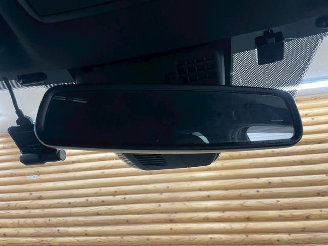 �A�N�Z�X�͈ɐ��p�ݎ����ԓ��u���C�h�b�v�~��ĂT���B���a�k�����_�̊p�ł��B�Ŋ��w�͖��a�w�i���S���É��{���j�ƂȂ�܂��B