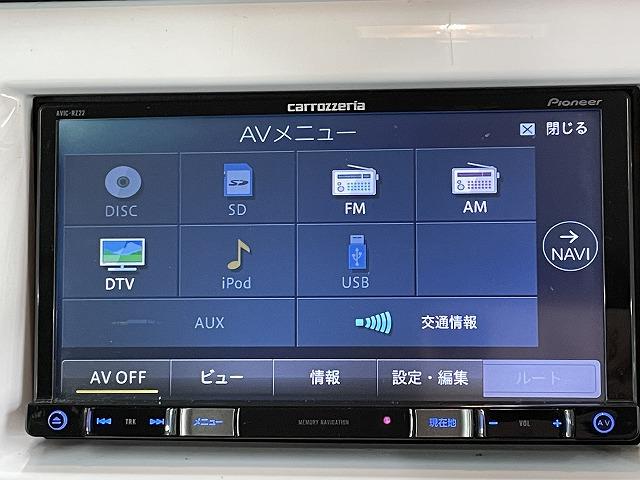 ＸＳ　禁煙者　カロッツェリアナビ　地デジＴＶ　Ｂｌｕｅｔｏｏｔｈオーディオ　スマートキー　ＥＴＣ車載器　シートヒーター　アイドリングストップ　オートエアコン　オートヘッドライト(46枚目)