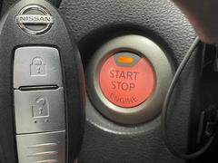 【インテリキー】キーを身につけている状態であれば、ドアに付いているスイッチを押すだけで、ドアロックの開閉ができる機能。エンジン始動も便利ですね♪ 5