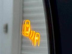 �֥饤��ɥ��ݥåȥ�˥��������������ѹ��򤷤褦�Ȥ������˼�ξ������з�����Ĥ餷�Ƥ���ޤ��� 7